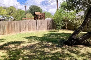 2603 Bon Aire Ave, Victoria, TX 77901 - Photo 23