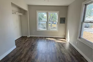 935 Campbell St, Seguin, TX 78155 - Photo 13