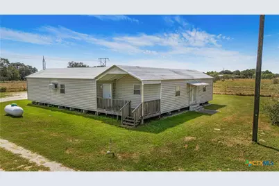 240 E Frontage Road, Victoria, TX 77905 - Photo 11
