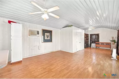240 E Frontage Road, Victoria, TX 77905 - Photo 15