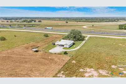 240 E Frontage Road, Victoria, TX 77905 - Photo 7