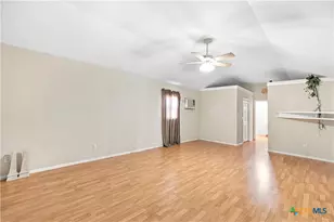 240 E Frontage Rd, Victoria, TX 77905 - Photo 23