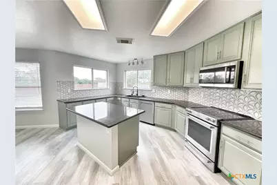 2060 Club Crossing, New Braunfels, TX 78130 - Photo 13
