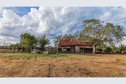 43 Rice Road, Yoakum, TX 77995 - Photo 13