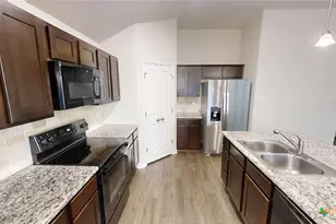 1304 Lakeway Crossing Dr, Temple, TX 76502 - Photo 7