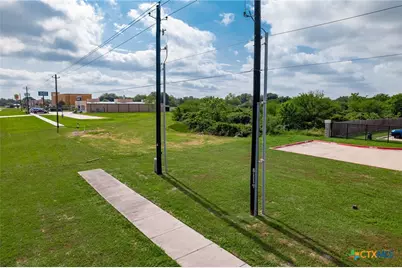 8303 Zac Lentz Parkway, Victoria, TX 77904 - Photo 13