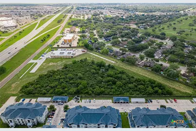 8303 Zac Lentz Parkway, Victoria, TX 77904 - Photo 7