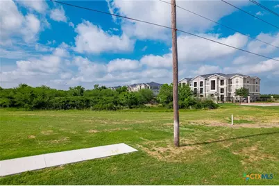 8303 Zac Lentz Parkway, Victoria, TX 77904 - Photo 11