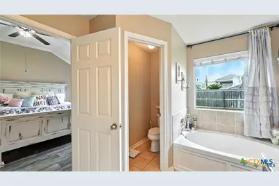 427 Roadrunner Avenue, New Braunfels, TX 78130 - Photo 33