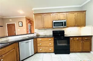 612 River Oaks Dr, Gatesville, TX 76528 - Photo 3