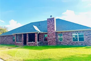 612 River Oaks Dr, Gatesville, TX 76528 - Photo 35