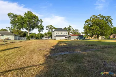113 S Pumphrey Street, Edna, TX 77957 - Photo 35