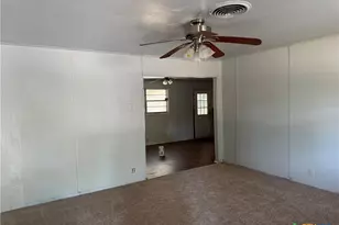 1918 S 17th St, Temple, TX 76504 - Photo 9
