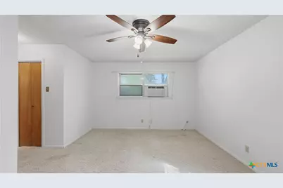 1314 Canary Lane, Seguin, TX 78155 - Photo 15