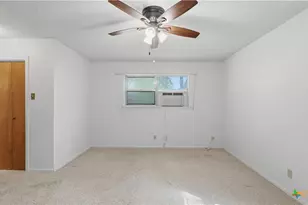 1314 Canary Ln, Seguin, TX 78155 - Photo 15
