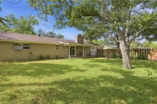 1314 Canary Ln, Seguin, TX 78155 - Photo 29