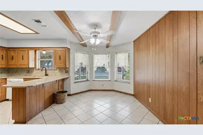 1314 Canary Lane, Seguin, TX 78155 - Photo 9