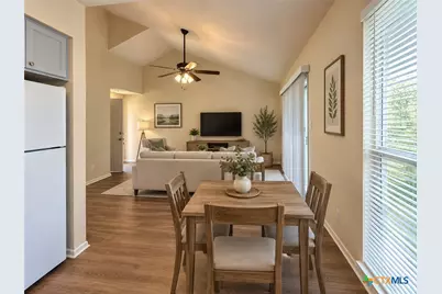 903 S Magnolia Avenue, Luling, TX 78648 - Photo 5