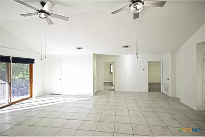 1133 Fox Run Circle, New Braunfels, TX 78130 - Photo 15