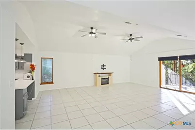 1133 Fox Run Circle, New Braunfels, TX 78130 - Photo 13