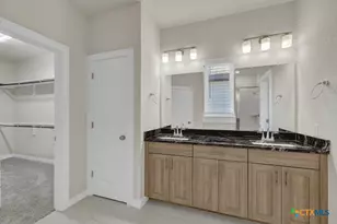 15418 Ivory Hls, San Antonio, TX 78247 - Photo 17