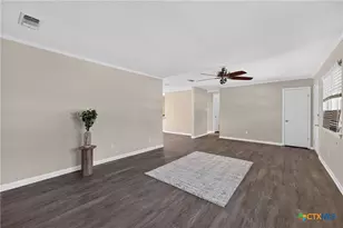 801 S 23rd St, Copperas Cove, TX 76522 - Photo 9