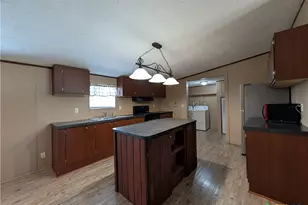 135 Water Hole Ln, New Braunfels, TX 78130 - Photo 13