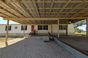135 Water Hole Ln, New Braunfels, TX 78130 - Photo 5