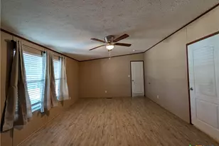 135 Water Hole Ln, New Braunfels, TX 78130 - Photo 23