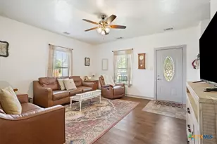 407 S Reagan St, Hamilton, TX 76531 - Photo 3