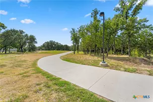8305 Grayson Trl, Killeen, TX 76542 - Photo 33