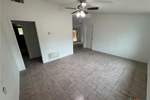 813 Evergreen Dr, Killeen, TX 76541 - Photo 5