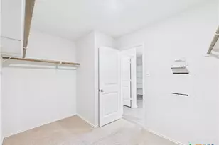 208 Ida Loop, Seguin, TX 78155 - Photo 17