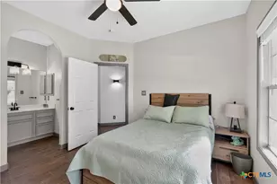 25867 Lewis Ranch Rd, New Braunfels, TX 78132 - Photo 29
