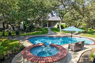 25867 Lewis Ranch Rd, New Braunfels, TX 78132 - Photo 7
