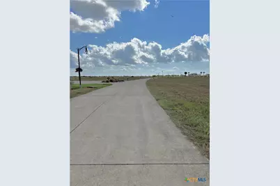 384 E Lago Loop Road, Port Lavaca, TX 77979 - Photo 21