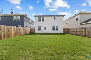 1215 Vallarta Centro, Converse, TX 78109 - Photo 25
