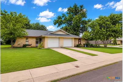 1502 Eichen Road, New Braunfels, TX 78130 - Photo 13