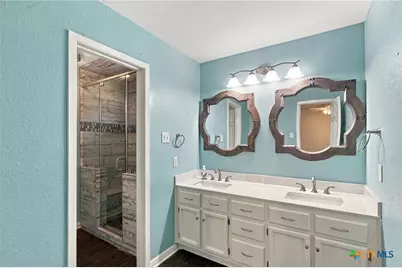 815 Briarwood Street, Victoria, TX 77904 - Photo 17