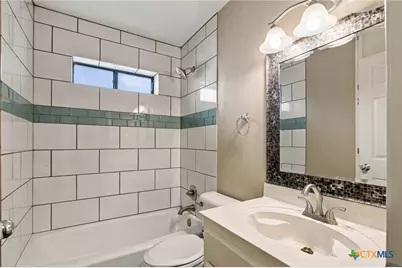 815 Briarwood Street, Victoria, TX 77904 - Photo 21