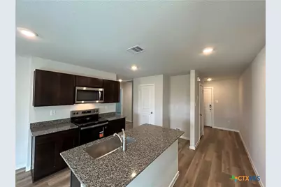 129 Mullins Drive, Rockdale, TX 76567 - Photo 3