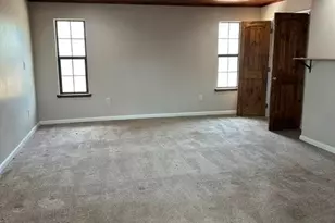 611 Lina Ln, Seguin, TX 78155 - Photo 19