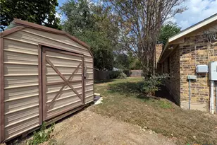619 Summerwood Dr, New Braunfels, TX 78130 - Photo 43