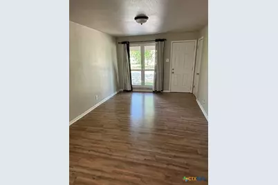 428 Aguila Street, Seguin, TX 78155 - Photo 11