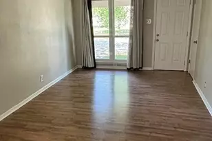 428 Aguila St, Seguin, TX 78155 - Photo 11