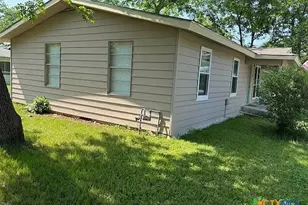 428 Aguila St, Seguin, TX 78155 - Photo 5
