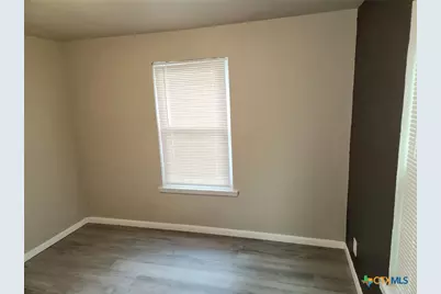 428 Aguila Street, Seguin, TX 78155 - Photo 15