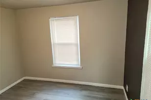 428 Aguila St, Seguin, TX 78155 - Photo 15