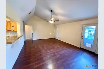 302 Renee Drive, Converse, TX 78109 - Photo 3