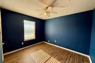 302 Renee Dr, Converse, TX 78109 - Photo 15